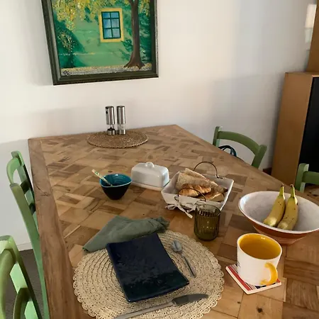 Alojamento de Acomodação e Pequeno-almoço Les Toits D'aniane *